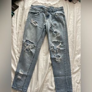Bullhead - ripped jeans